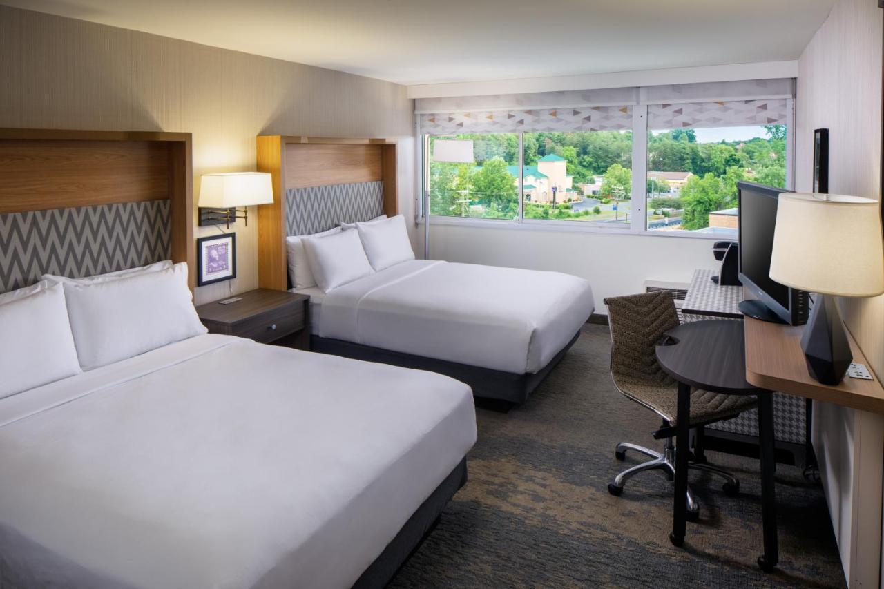Holiday Inn Express & Suites Charlottesville By Ihg Extérieur photo