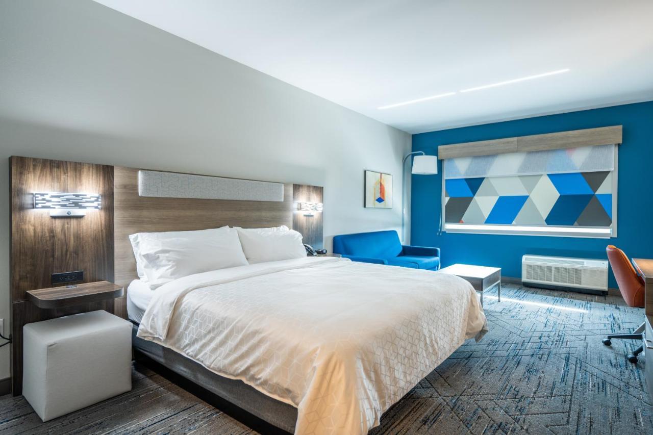 Holiday Inn Express & Suites Charlottesville By Ihg Extérieur photo